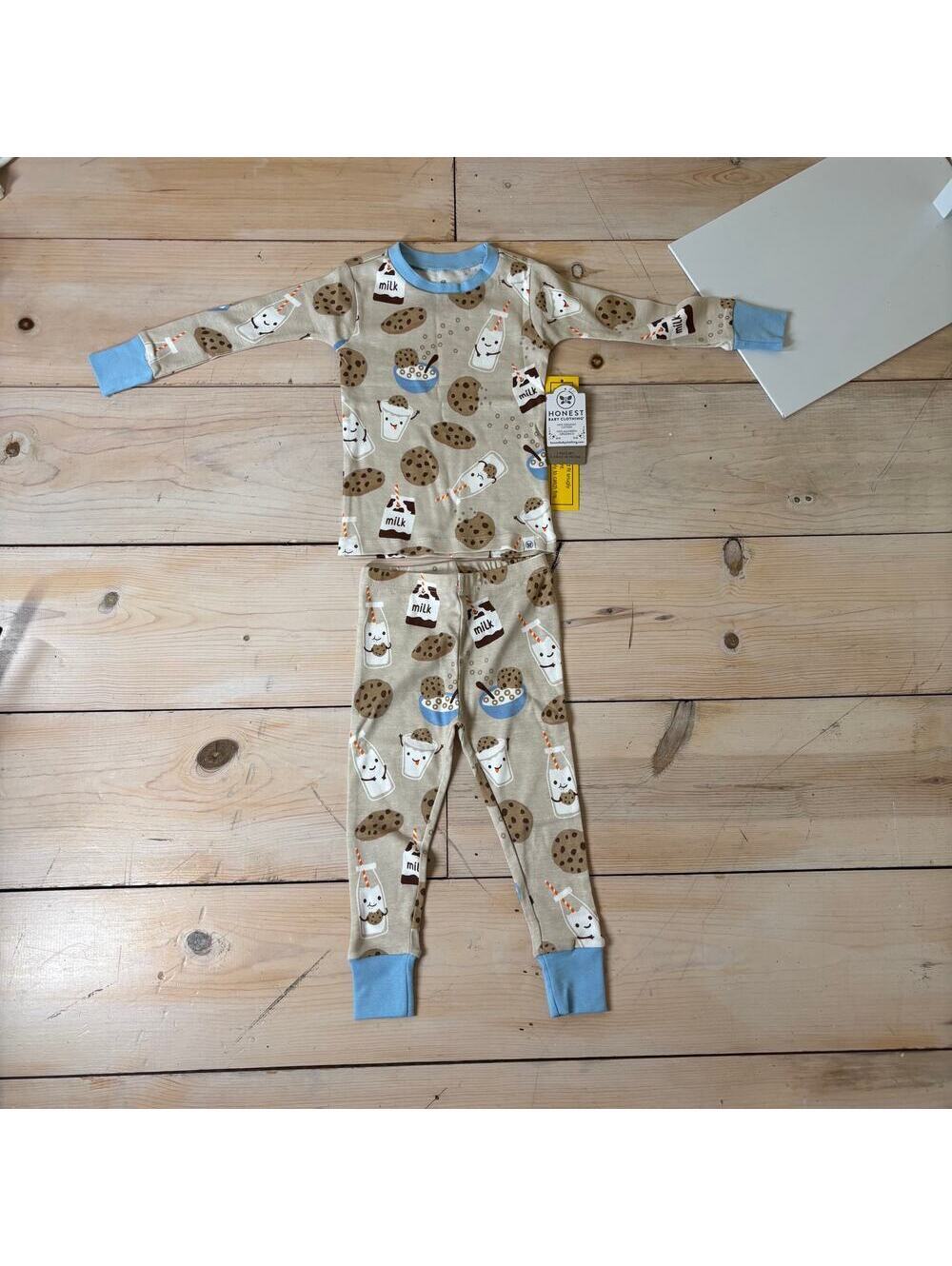 Honest Co. NWT Organic Cotton Milk & Cookies Pajama Set Size 2T